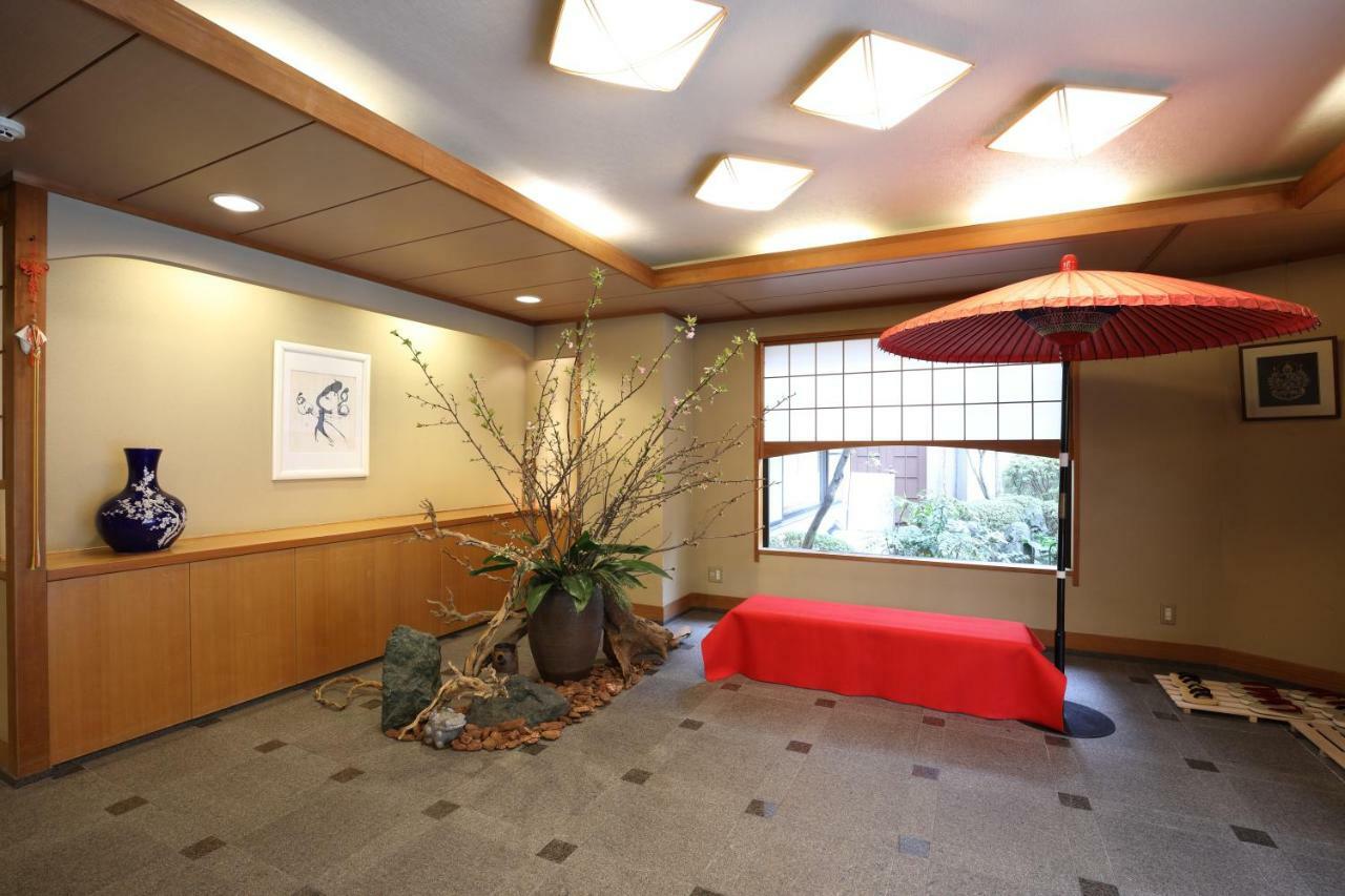 Gion Ryokan Karaku Кіото Екстер'єр фото