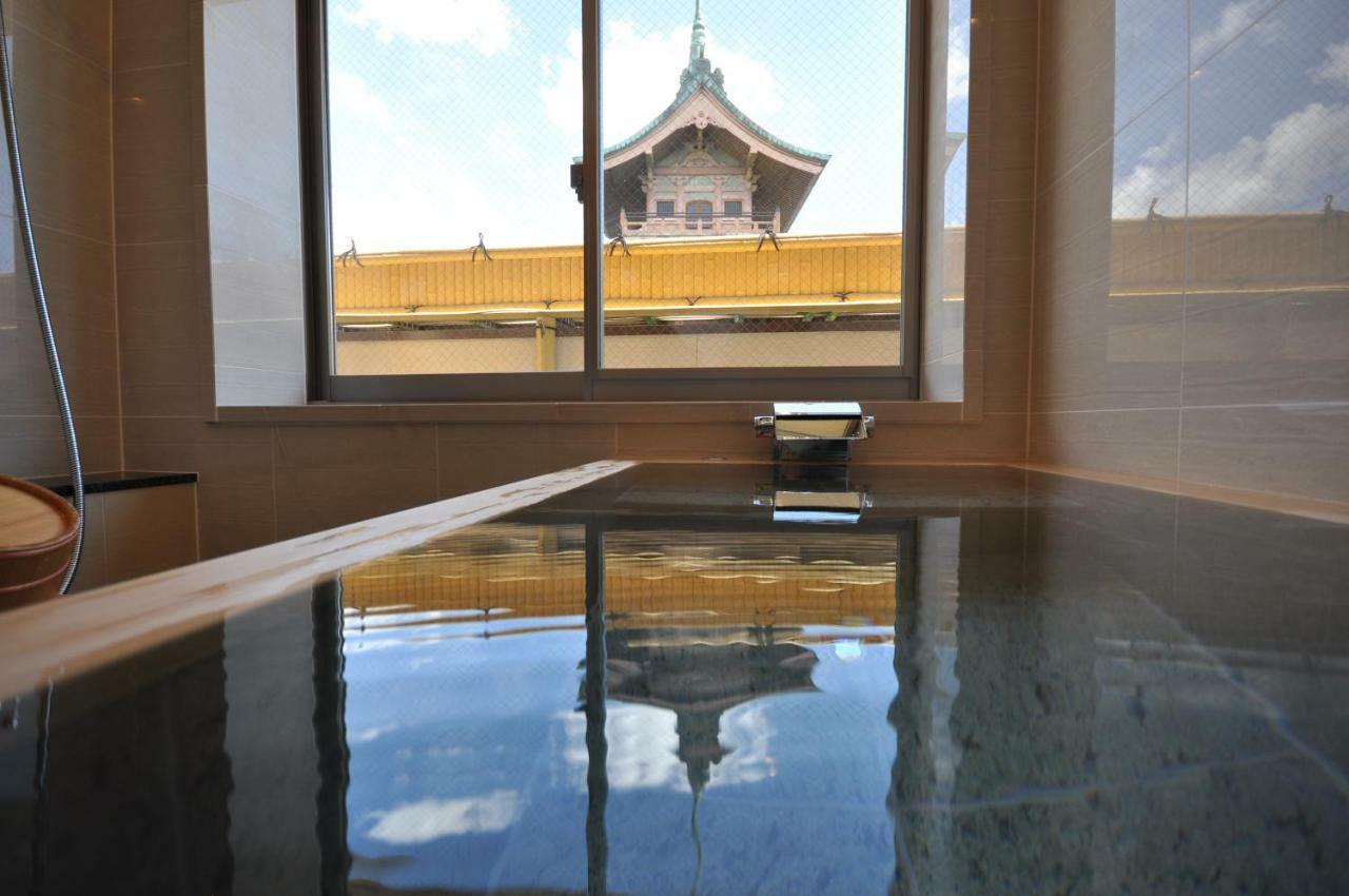 Gion Ryokan Karaku Кіото Екстер'єр фото