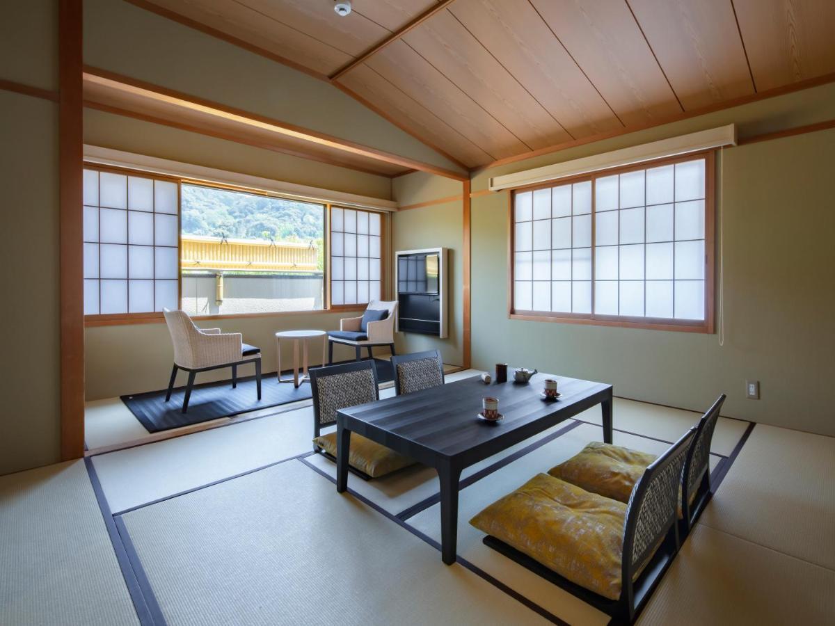 Gion Ryokan Karaku Кіото Екстер'єр фото